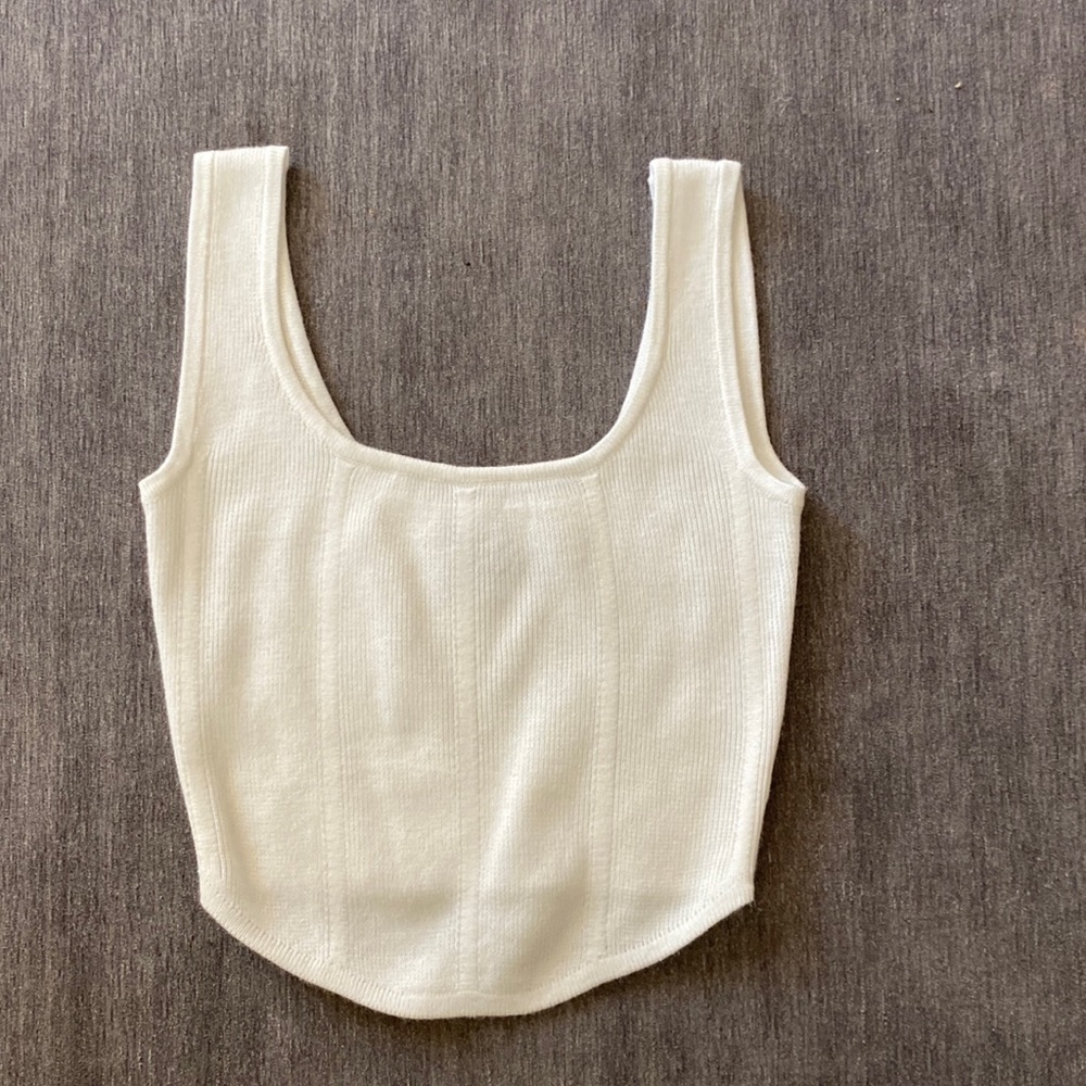 Princess Polly top: size small color white